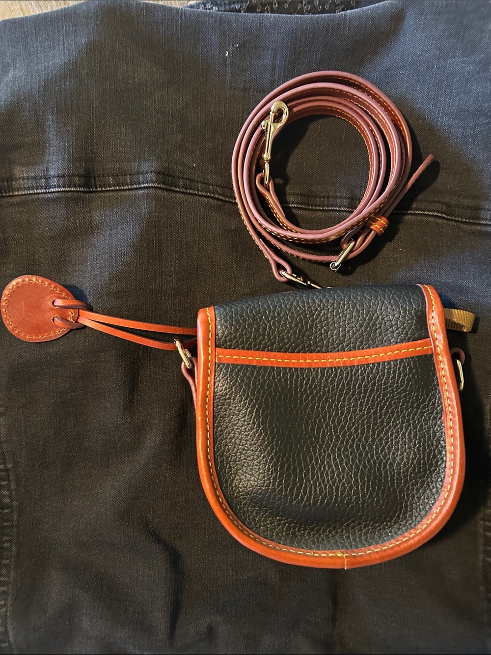 Dooney & Bourke Black and Brown All-Weather Leather Saddle Crossbody - NWOT - Picture 2 of 11